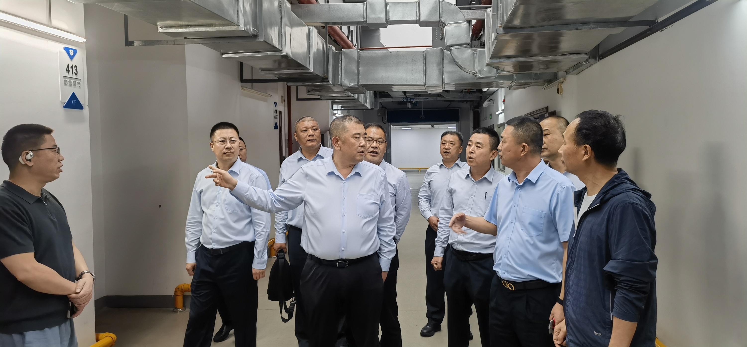 無錫押運(yùn)保安 (1) - 副本.jpg